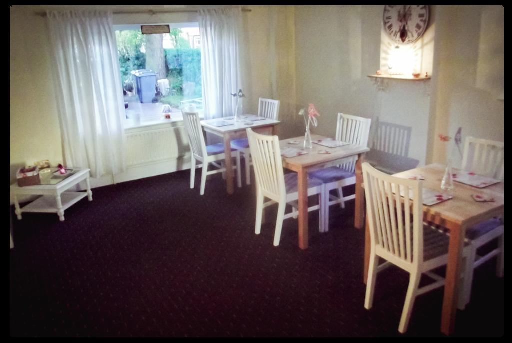 Broad Oaks B&B Solihull Esterno foto
